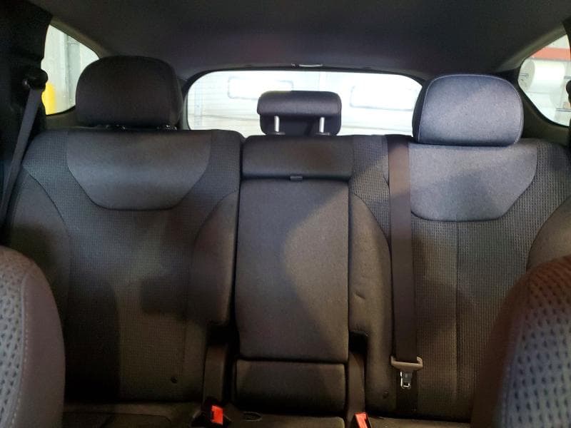 2019 HYUNDAI SANTA FE SE 10