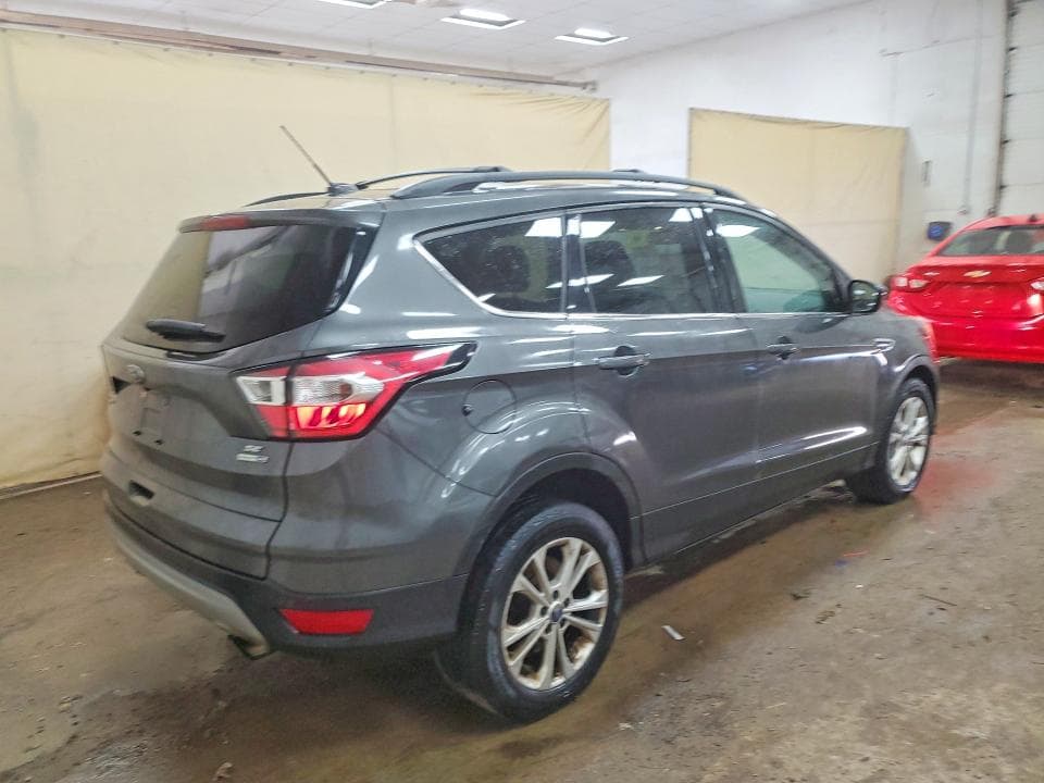 2017 FORD ESCAPE SE 3