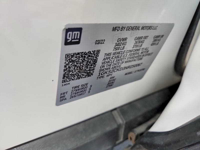 2022 GMC YUKON AT4 13
