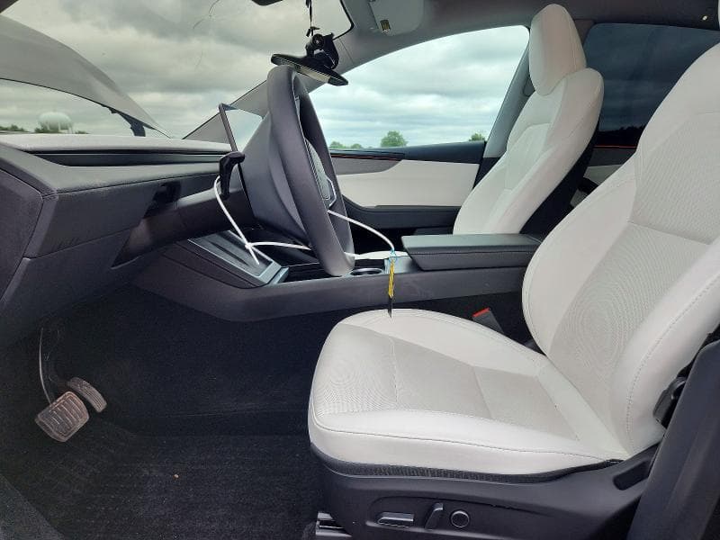2026 TESLA MODEL Y 7