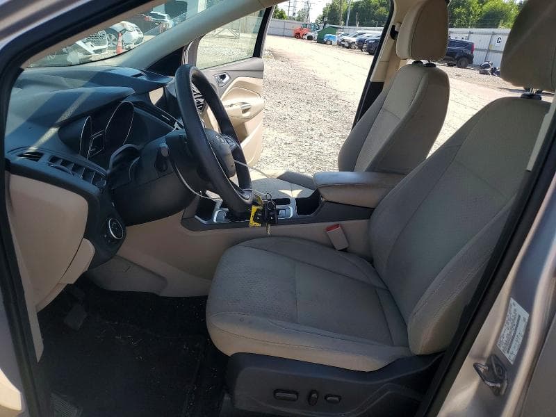 2017 FORD ESCAPE SE 7