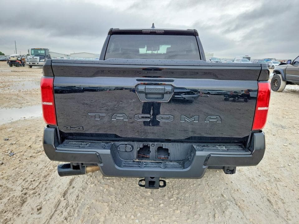 2025 TOYOTA TACOMA SR5 6