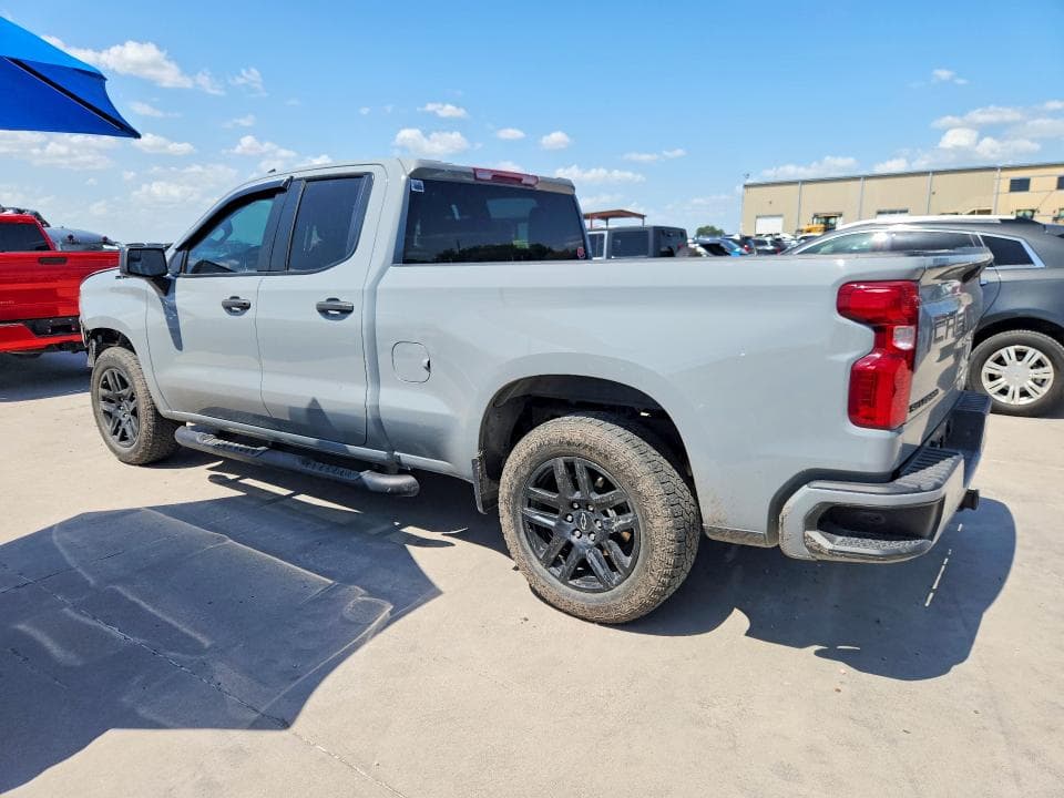 2024 CHEVROLET SILVERADO C1500 CUSTOM 2