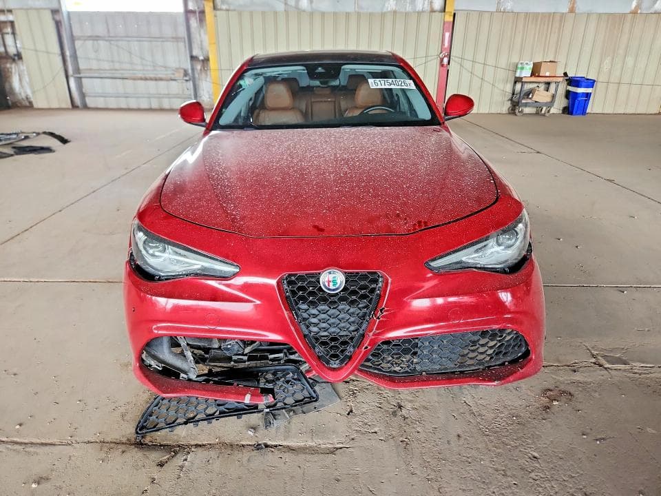 2018 ALFA ROMEO GIULIA TI 5