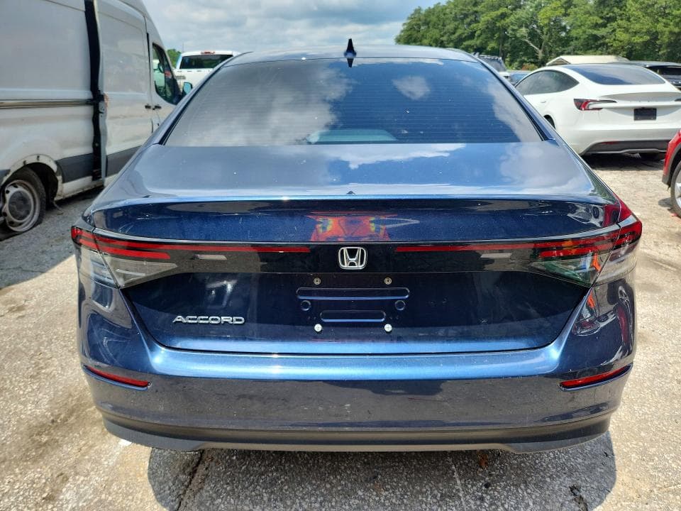 2024 HONDA ACCORD EX 6