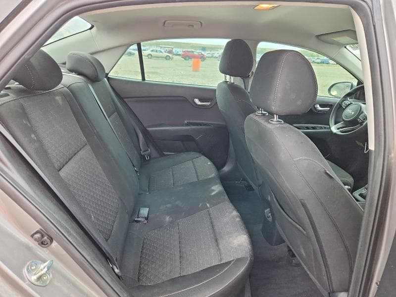 2022 KIA RIO S 10