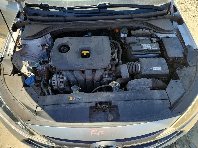 2019 HYUNDAI ELANTRA SE 11