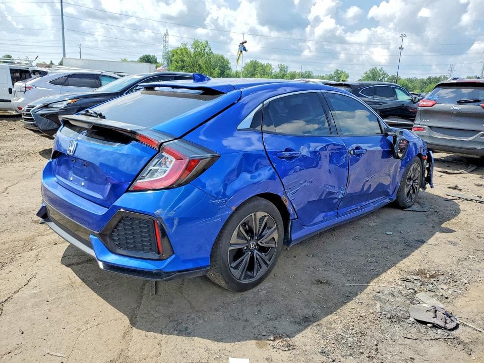 2017 HONDA CIVIC EX 3