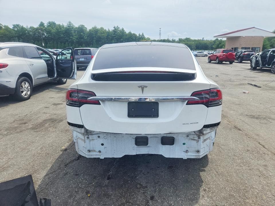 2020 TESLA MODEL X 6