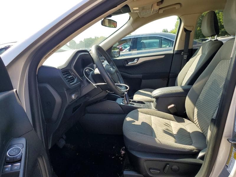 2020 FORD ESCAPE SE 7