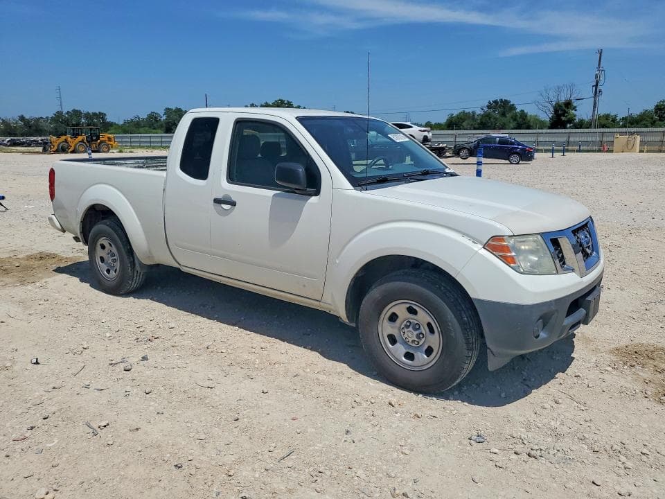 2018 NISSAN FRONTIER S 4