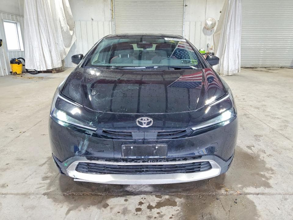 2025 TOYOTA PRIUS PLUG-IN HYBRID SE 5