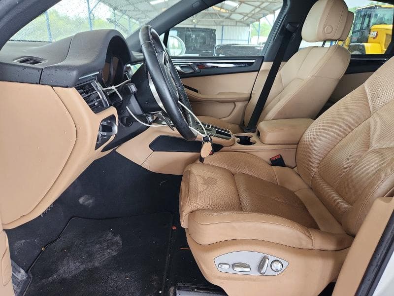 2021 PORSCHE MACAN 7