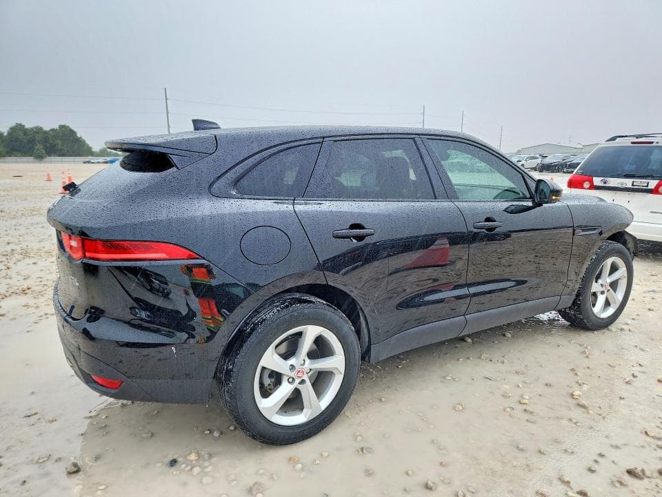 2019 JAGUAR F-PACE PREMIUM 3