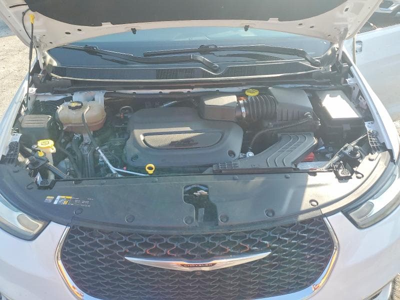 2022 CHRYSLER PACIFICA TOURING L 12