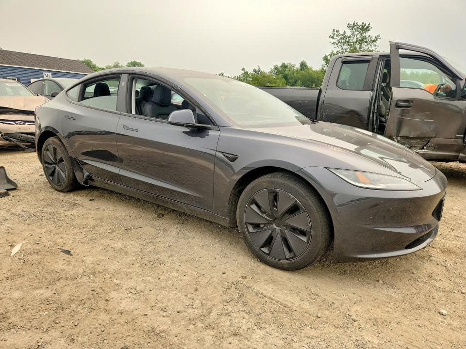 2025 TESLA MODEL 3 4