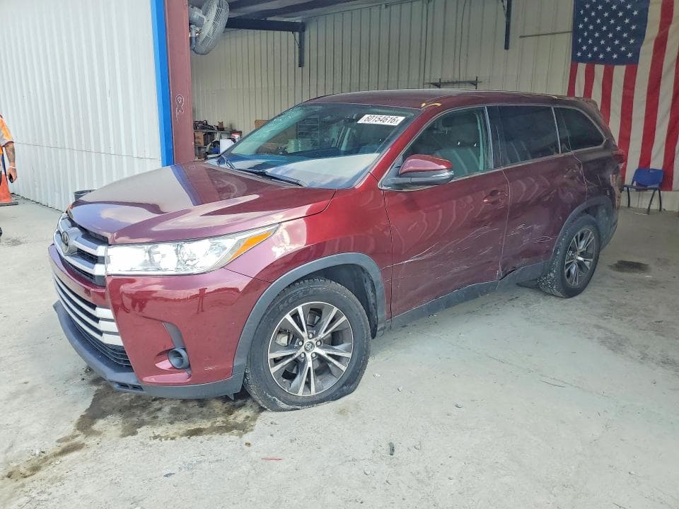 2019 TOYOTA HIGHLANDER LE - 1