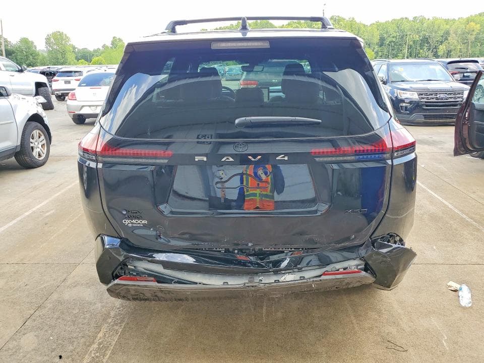 2026 TOYOTA RAV4 XSE 6