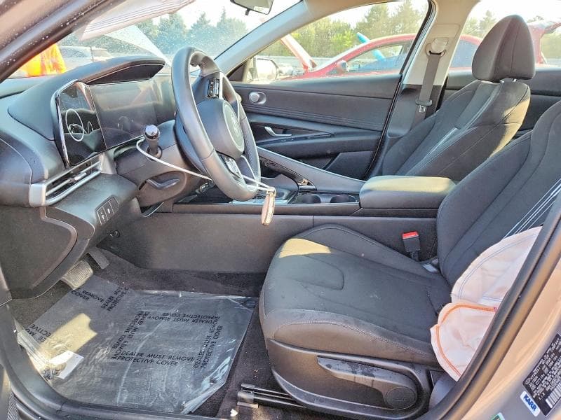 2025 HYUNDAI ELANTRA SEL 7