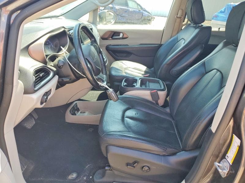 2019 CHRYSLER PACIFICA TOURING L 7