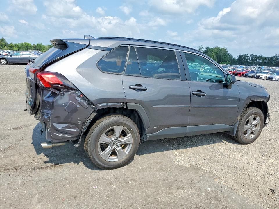 2023 TOYOTA RAV4 LE 3