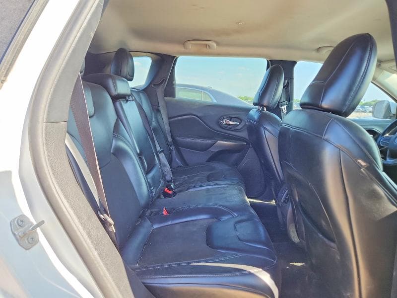 2021 JEEP CHEROKEE LATITUDE PLUS 10