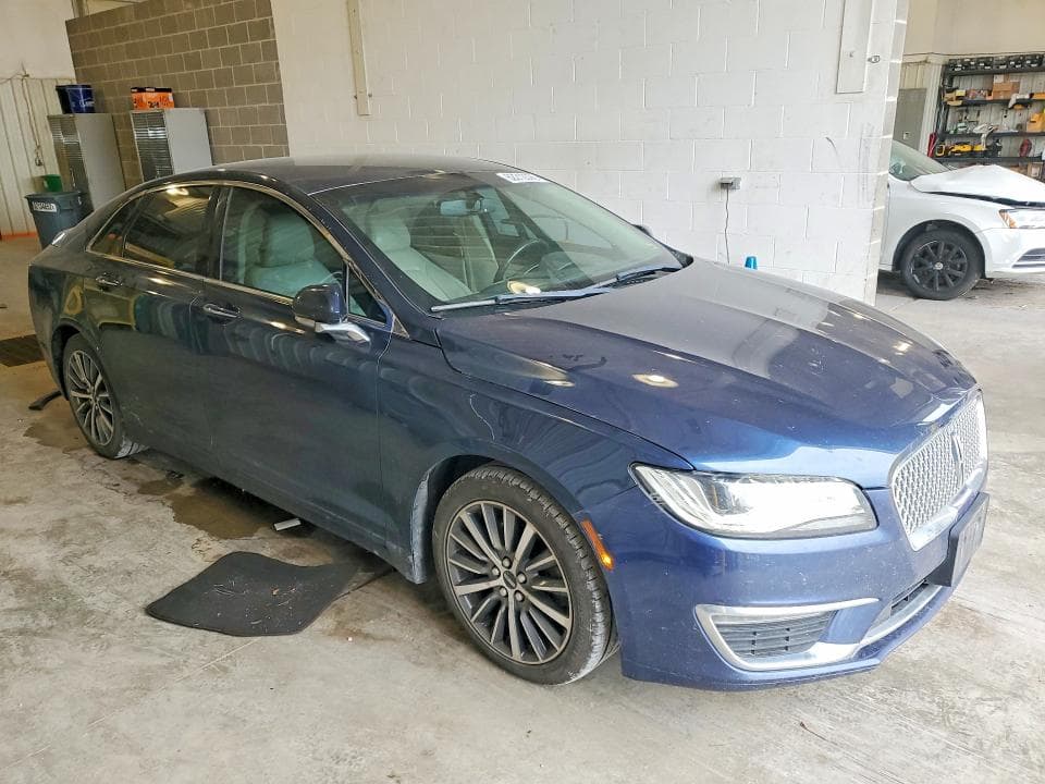 2017 LINCOLN MKZ PREMIERE 4