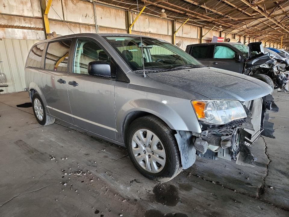 2019 DODGE GRAND CARAVAN SE 4