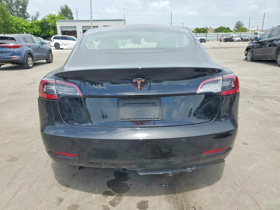 2020 TESLA MODEL 3 6