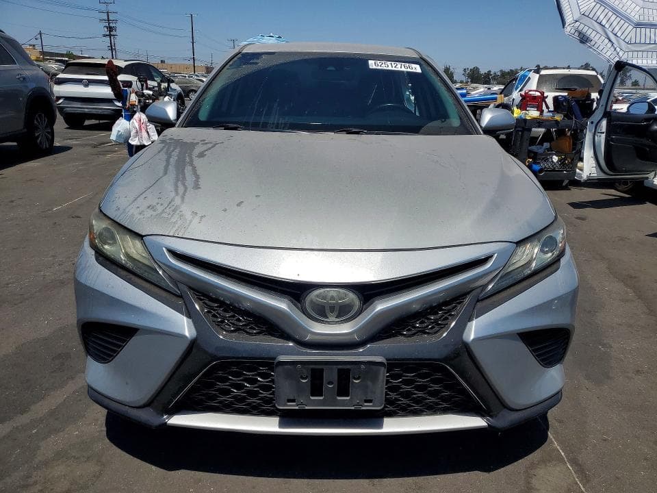 2019 TOYOTA CAMRY XSE 5