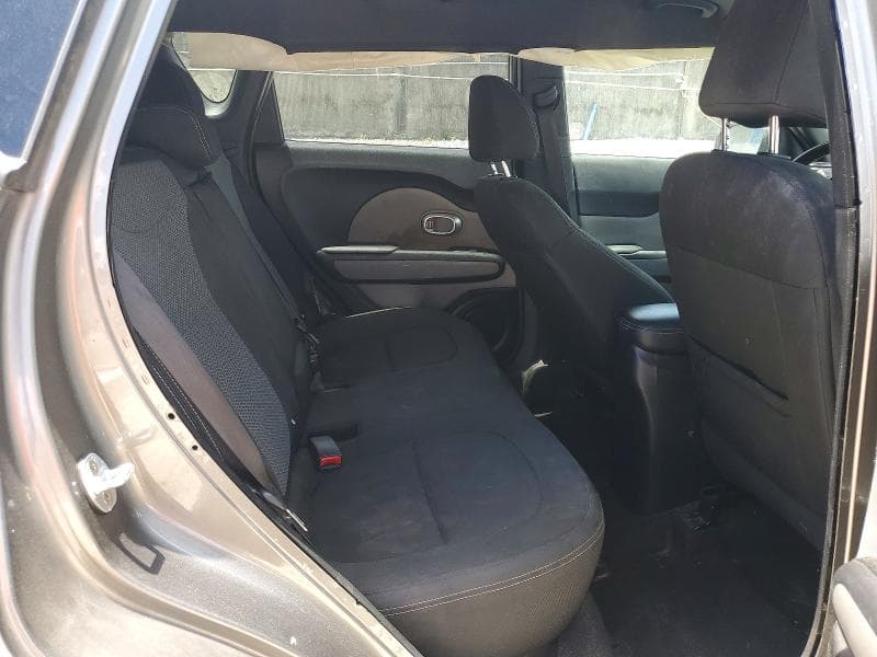 2019 KIA SOUL + 10