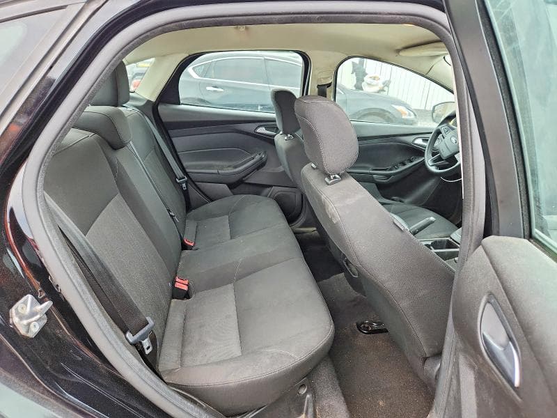 2018 FORD FOCUS SE 10