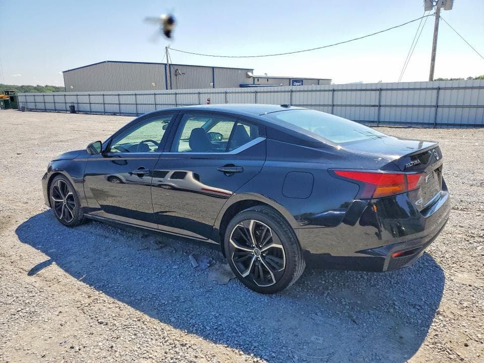 2024 NISSAN ALTIMA SR 2
