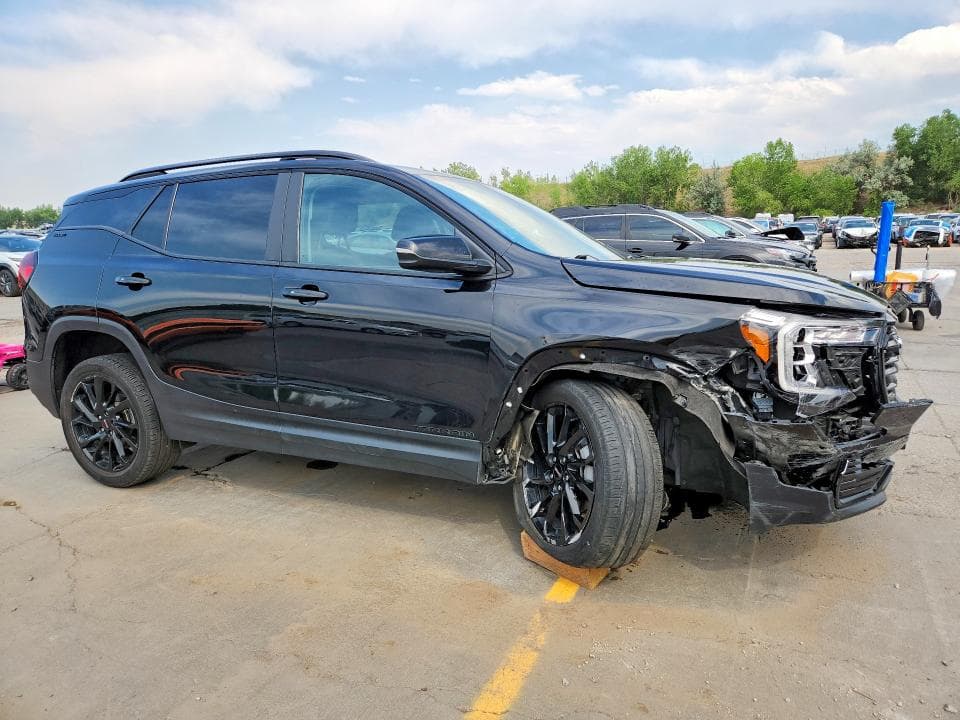 2023 GMC TERRAIN SLE 4