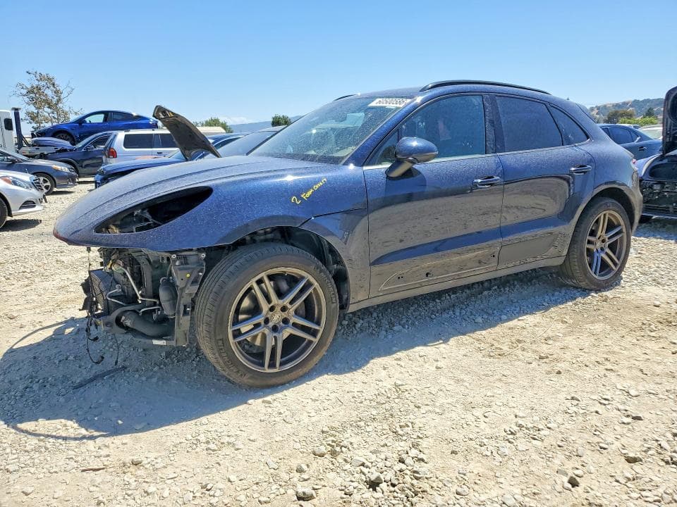 2021 PORSCHE MACAN - 1