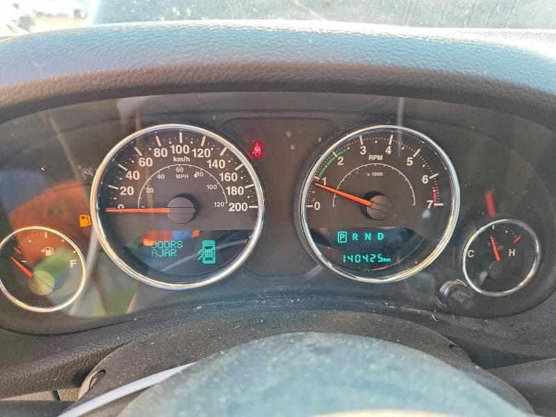 2018 JEEP WRANGLER UNLIMITED SAHARA 9