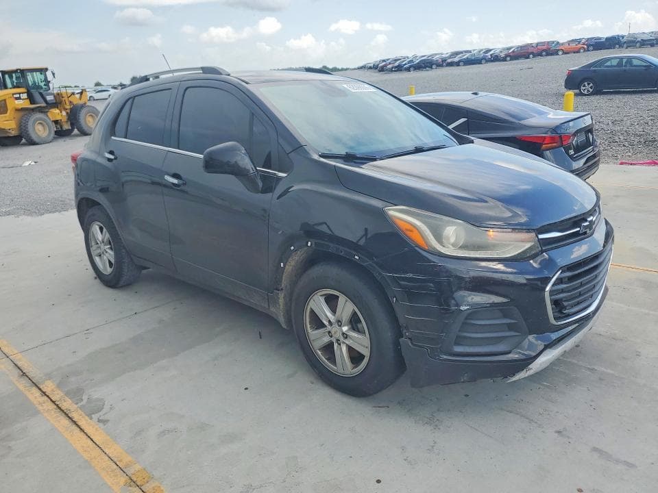 2019 CHEVROLET TRAX 1LT 4