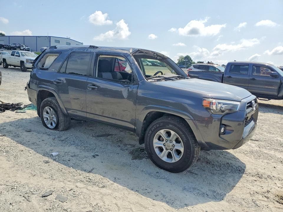 2021 TOYOTA 4RUNNER SR5 4