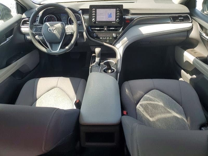 2022 TOYOTA CAMRY LE 8