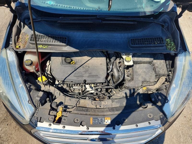 2017 FORD ESCAPE SE 11