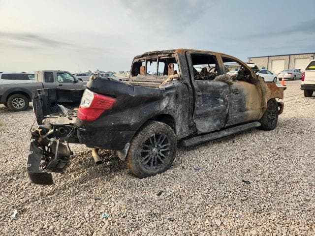 2018 NISSAN TITAN SV 3