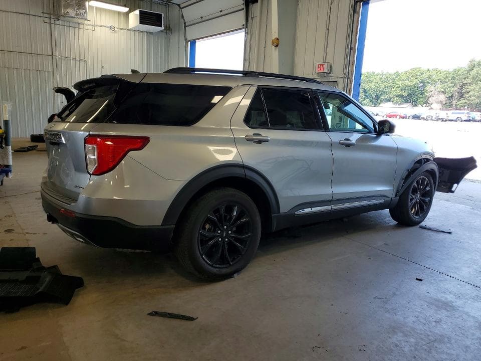 2023 FORD EXPLORER XLT 3