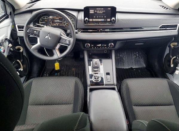 2024 MITSUBISHI OUTLANDER ES 8