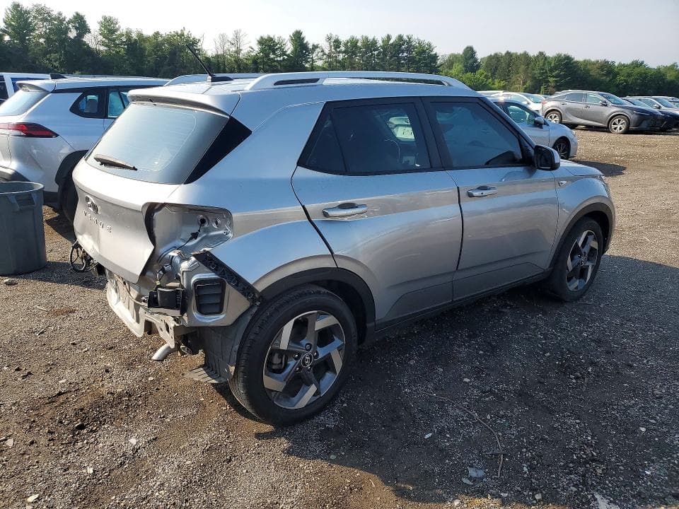 2024 HYUNDAI VENUE SEL 3
