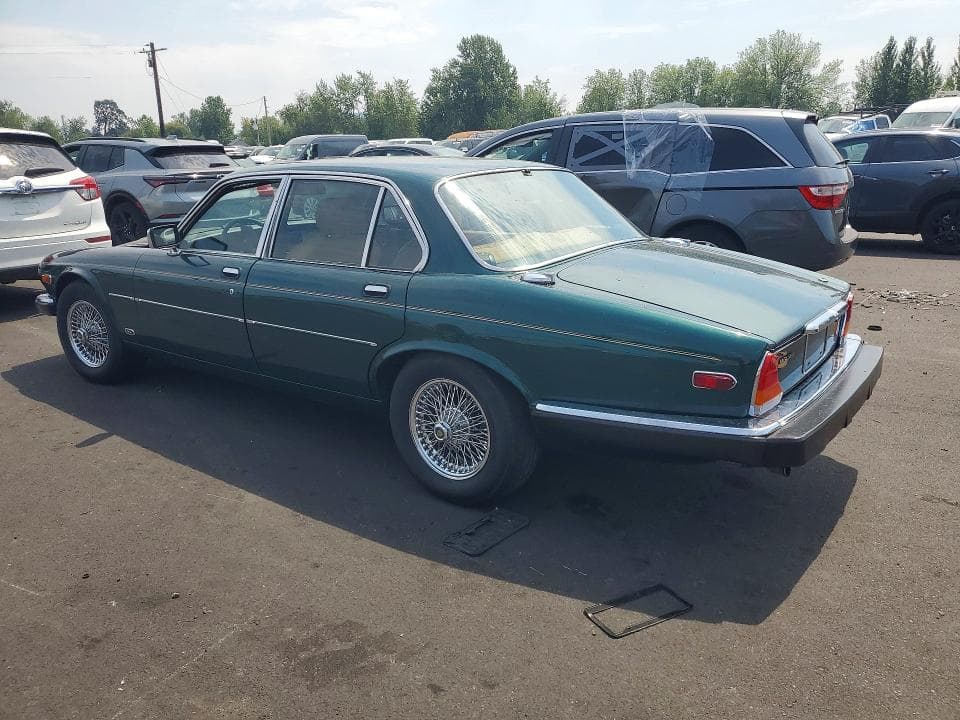 1984 JAGUAR XJ6 2