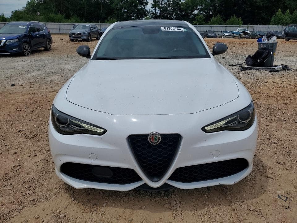 2019 ALFA ROMEO GIULIA 5