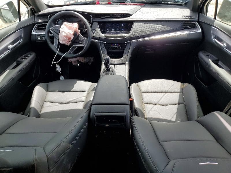 2025 CADILLAC XT5 LUXURY 8
