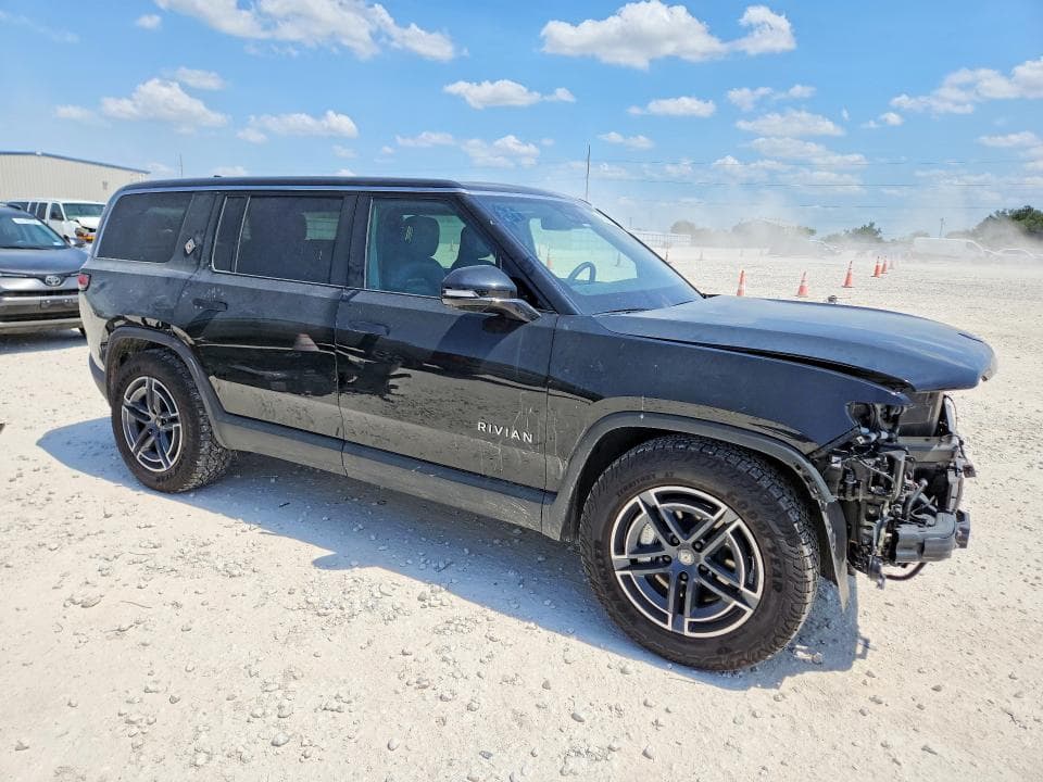 2025 RIVIAN R1S ADVENTURE 4