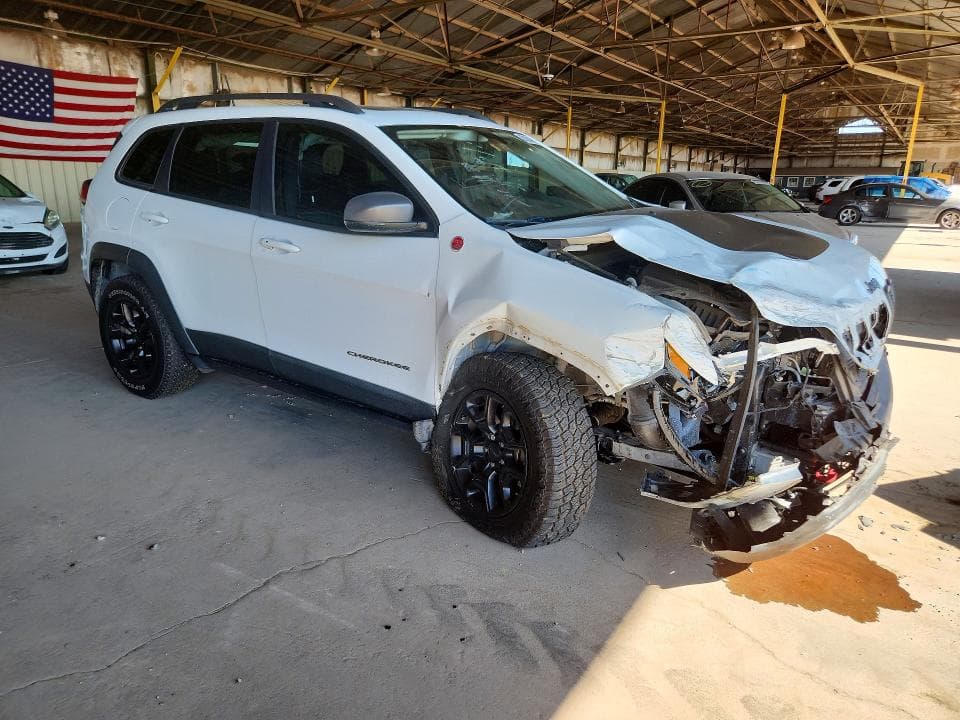 2019 JEEP CHEROKEE TRAILHAWK 4