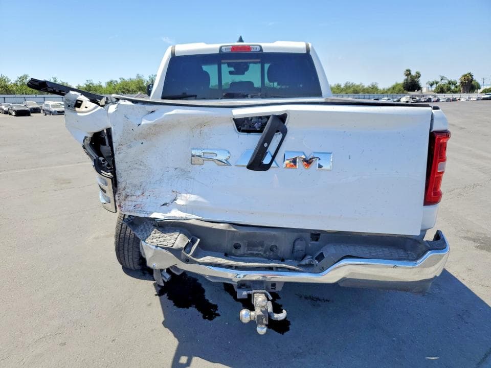 2025 RAM 1500 TRADESMAN 6